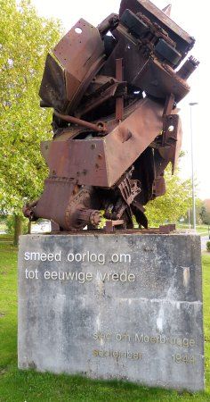 Peace Monument Moerbrugge