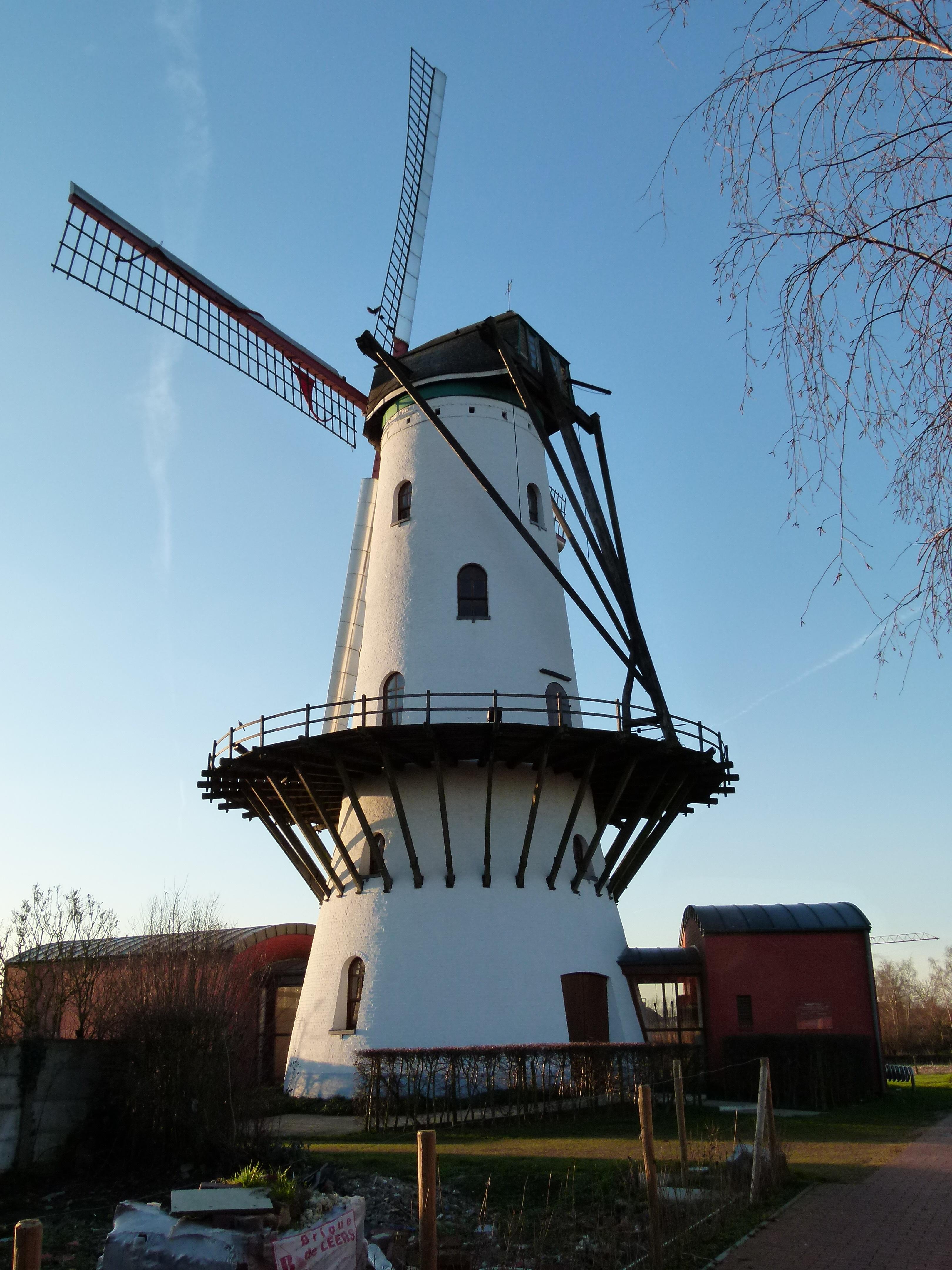 Hostensmolen