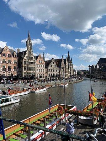 Bistro Den Huzaar