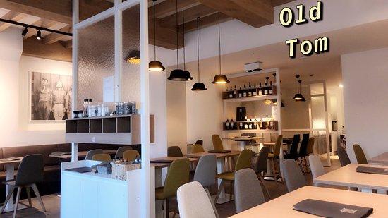 Old Tom Restaurant