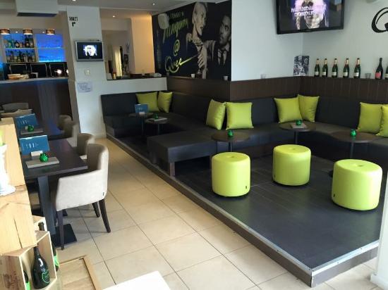 Bar-Lounge Qvee